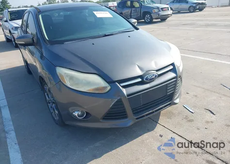 2013 Ford Focus Se z USA, uszkodzony, nr VIN 1FADP3F21DL252468